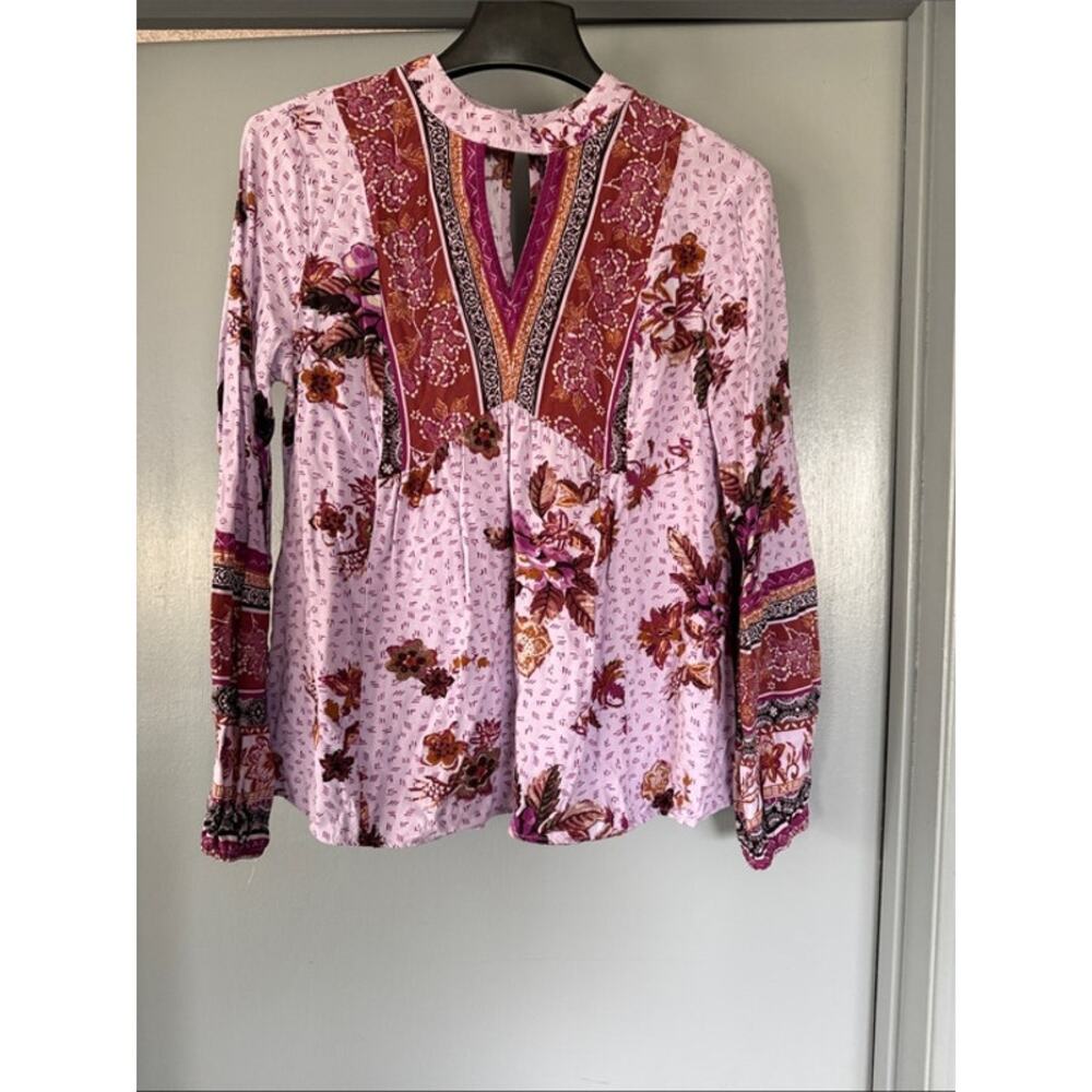 Maurice's Women's Purple Floral Pullover Top Long Sleeve Y2K size S Button Back